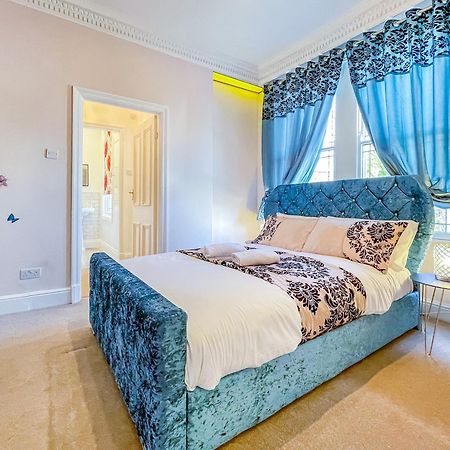 *Rf9Bc* For Your Most Relaxed & Cosy Stay + Free Parking + Free Fast Wifi * 리즈 외부 사진